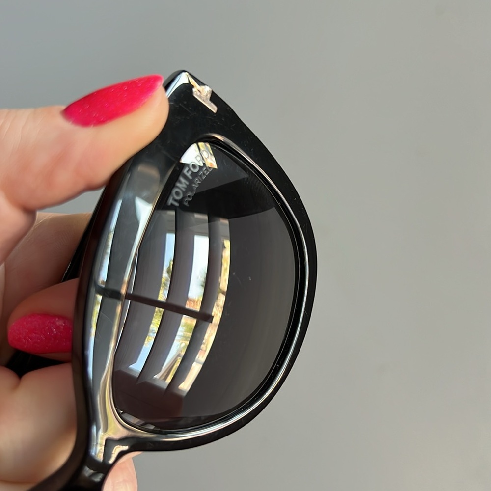 Tom Ford Polarized subtle cat eye sunglasses - Picture 3 of 7